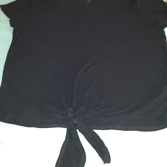 Set of 3 tee shirt tops, womens sz small - Picture 6 of 7